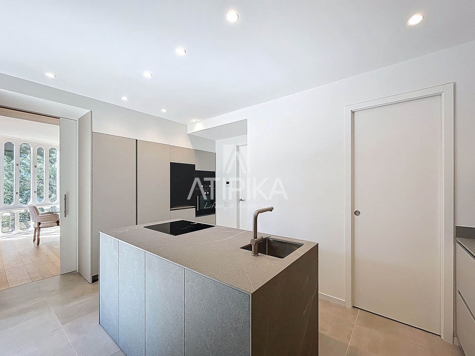 4 sypialnia Apartament na sprzedaż w Miasto Barcelona z basenem - 2 755 000 € (Ref: 8327125)