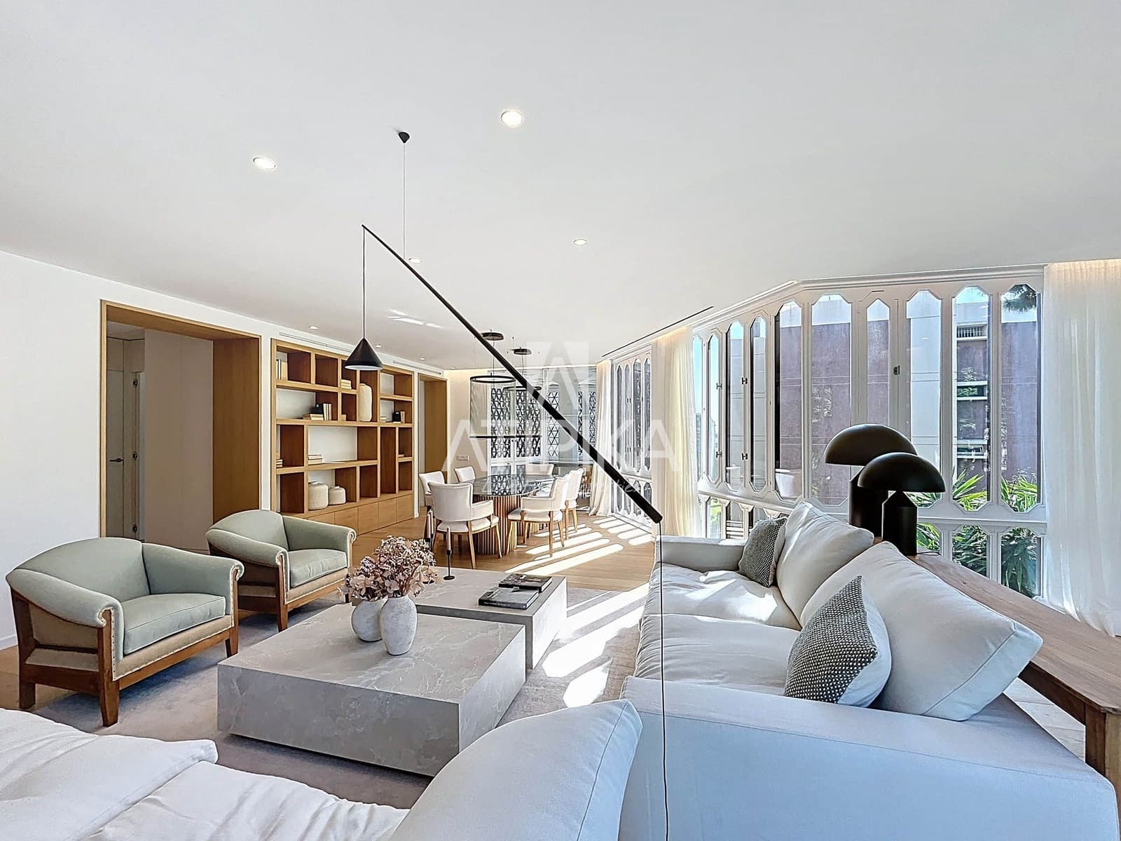 4 sypialnia Apartament na sprzedaż w Miasto Barcelona z basenem - 2 755 000 € (Ref: 8327125)