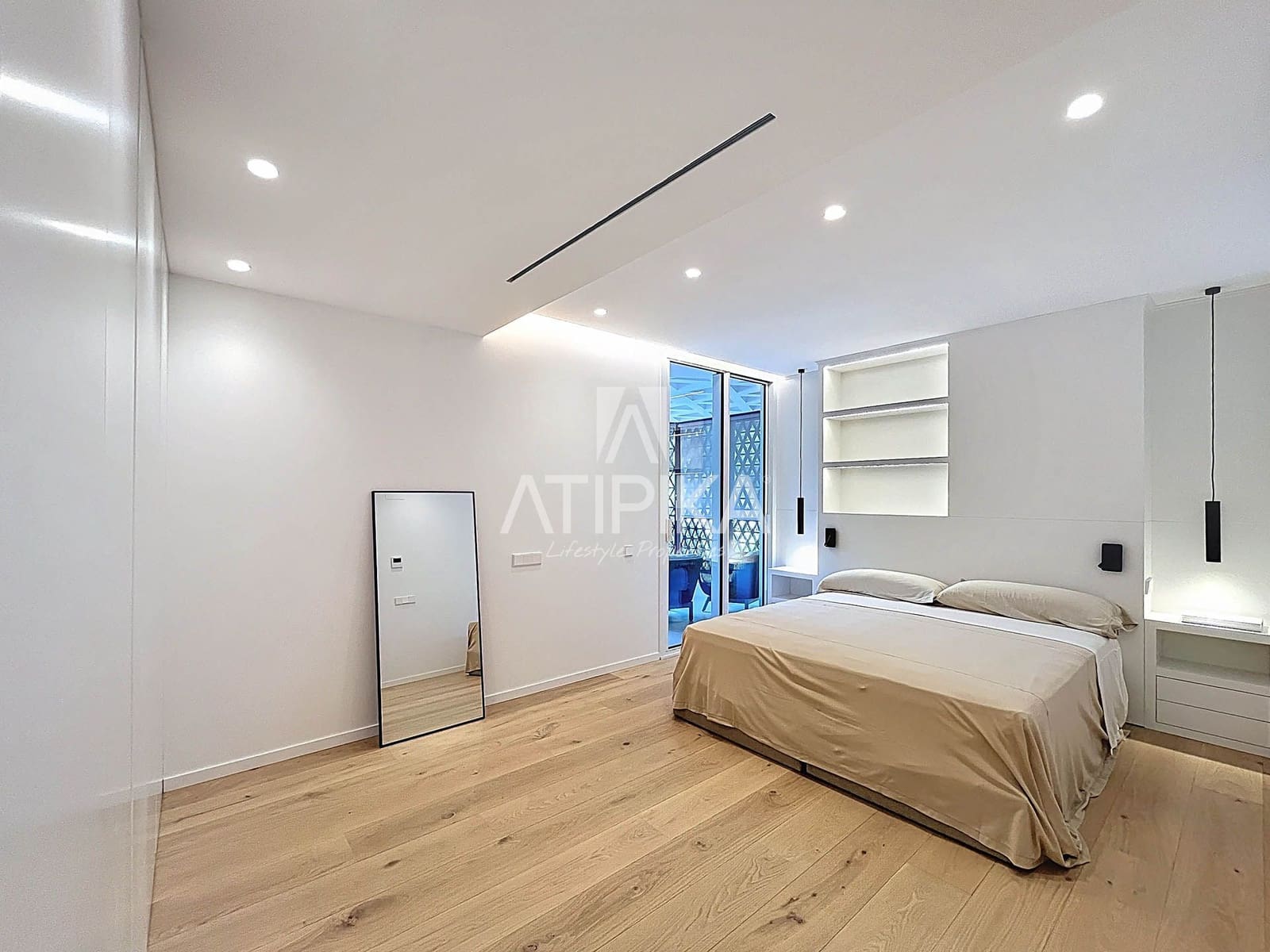 4 sypialnia Apartament na sprzedaż w Miasto Barcelona z basenem - 2 755 000 € (Ref: 8327125)