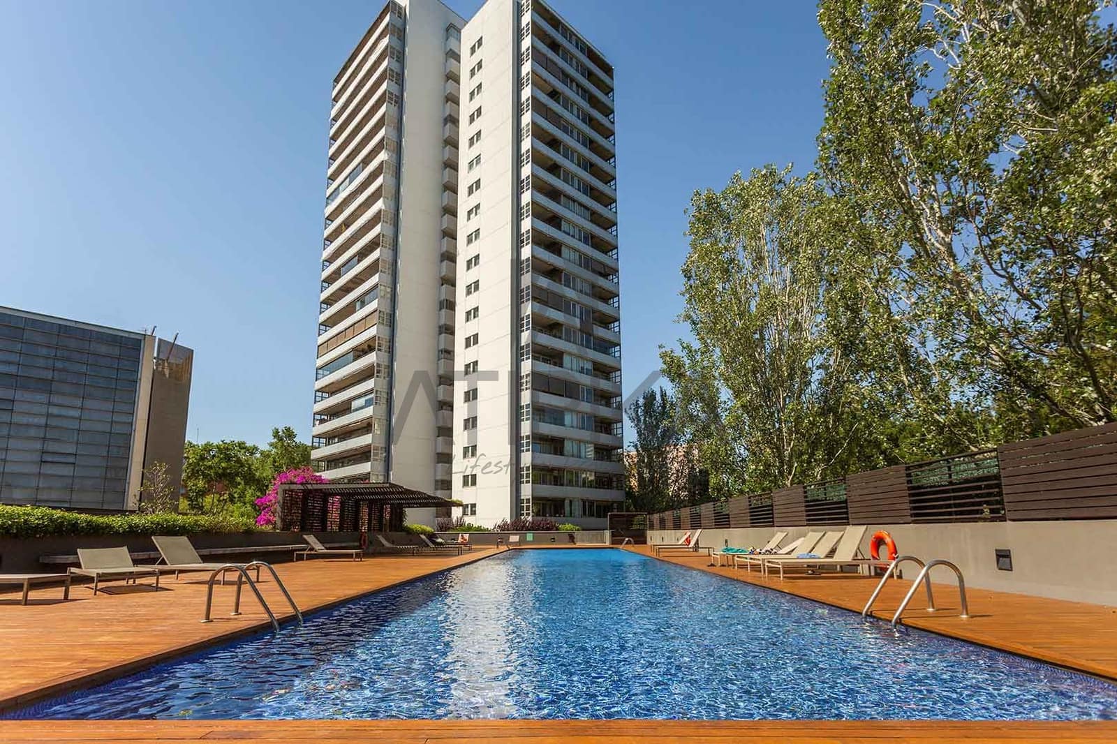 2 quarto Apartamento para venda em Barcelona cidade com piscina - 1 300 000 € (Ref: 8390338)