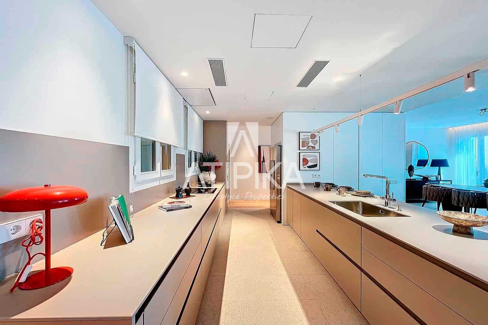 2 bedroom Apartment for sale in Barcelona city - € 1,800,000 (Ref: 8402772)