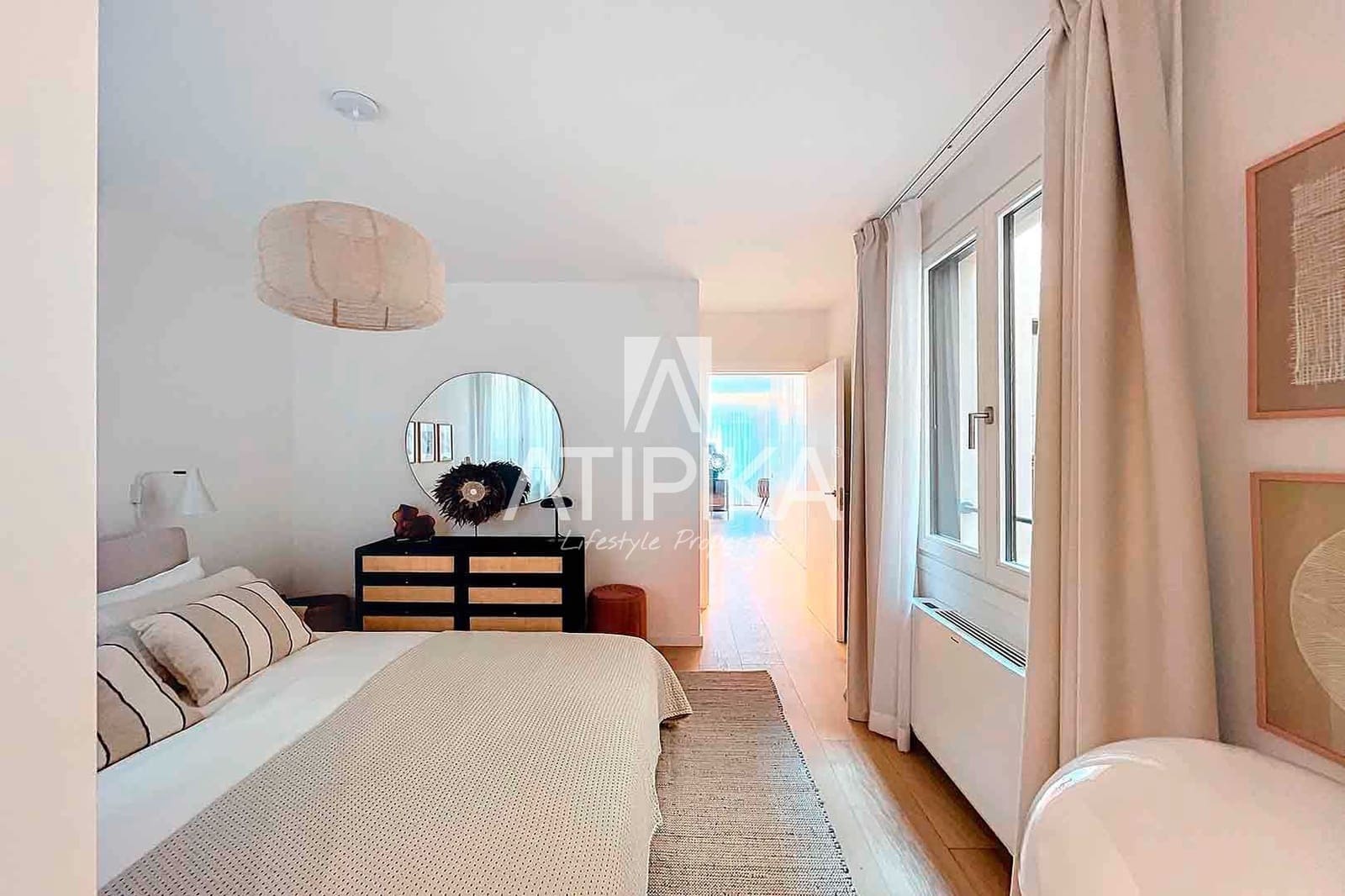 2 bedroom Apartment for sale in Barcelona city - € 1,800,000 (Ref: 8402772)