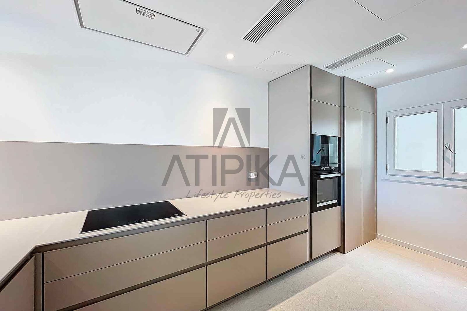 2 sovrum Takvåning till salu i Barcelona stad - 2 390 000 € (Ref: 8404495)