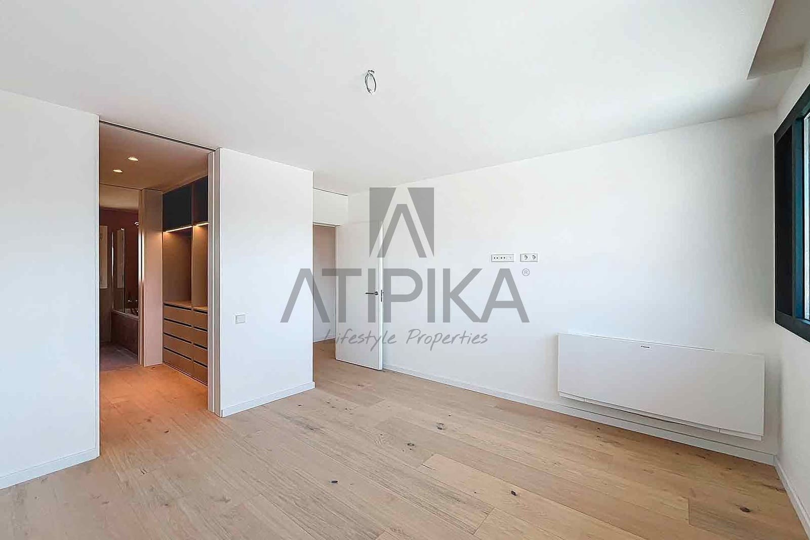 2 sovrum Takvåning till salu i Barcelona stad - 2 390 000 € (Ref: 8404495)