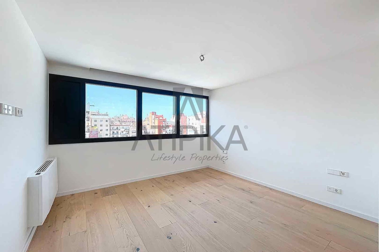 2 sovrum Takvåning till salu i Barcelona stad - 2 390 000 € (Ref: 8404495)