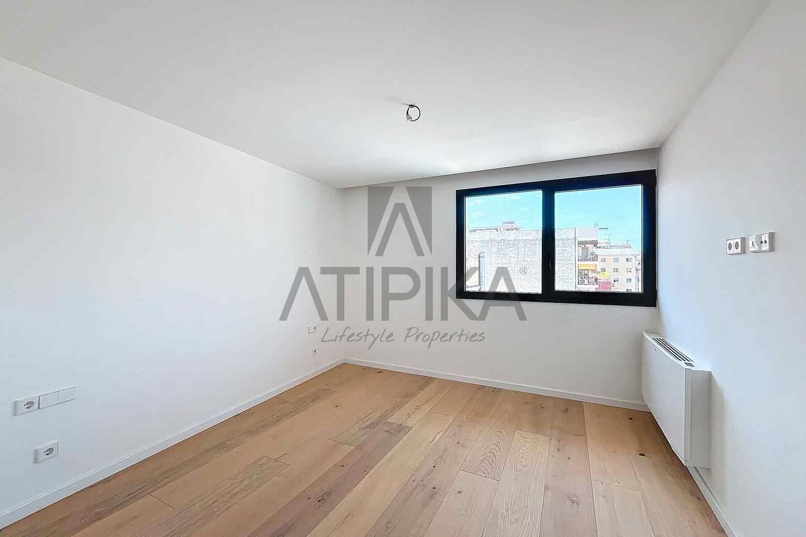 2 sovrum Takvåning till salu i Barcelona stad - 2 390 000 € (Ref: 8404495)