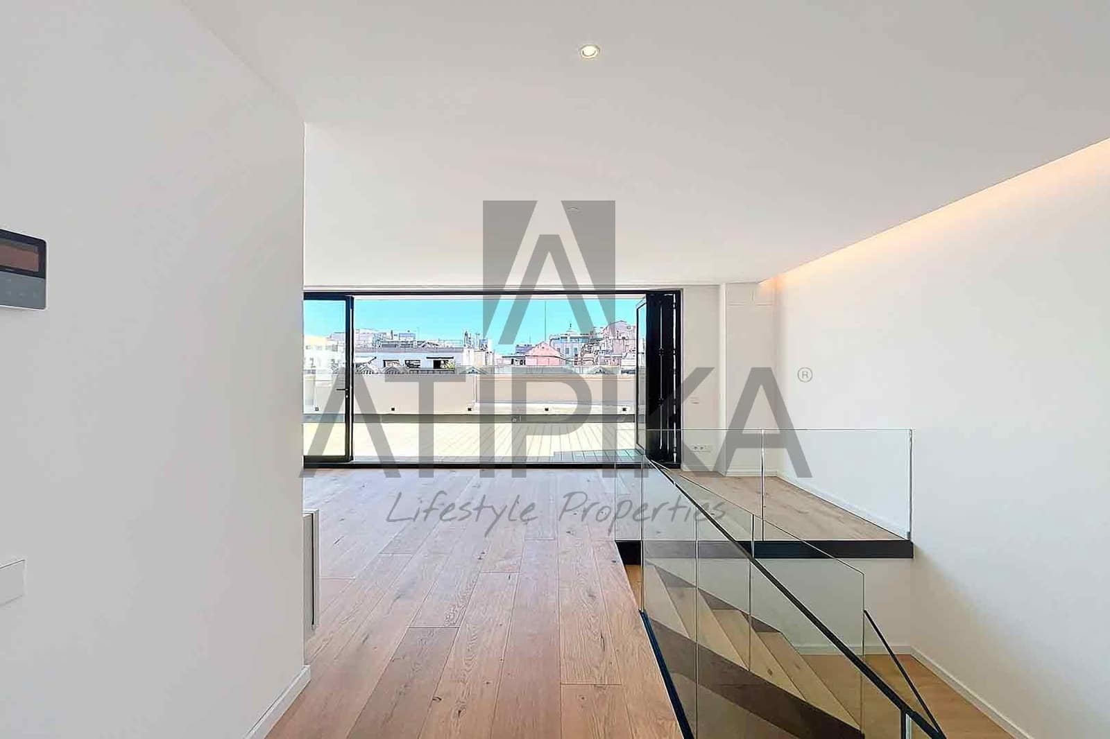 3 soveværelse Penthouse til salg i Barcelona by - € 4.800.000 (Ref: 8404496)