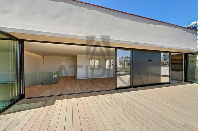 3 soveværelse Penthouse til salg i Barcelona by - € 4.800.000 (Ref: 8404496)