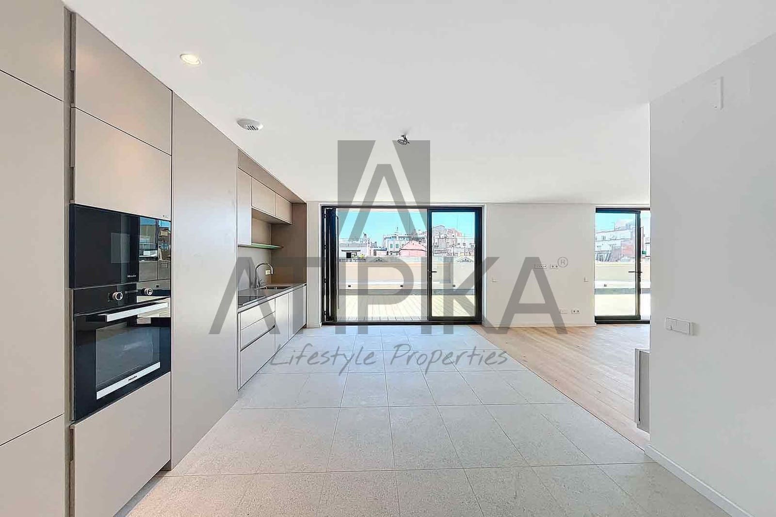 3 soveværelse Penthouse til salg i Barcelona by - € 4.800.000 (Ref: 8404496)