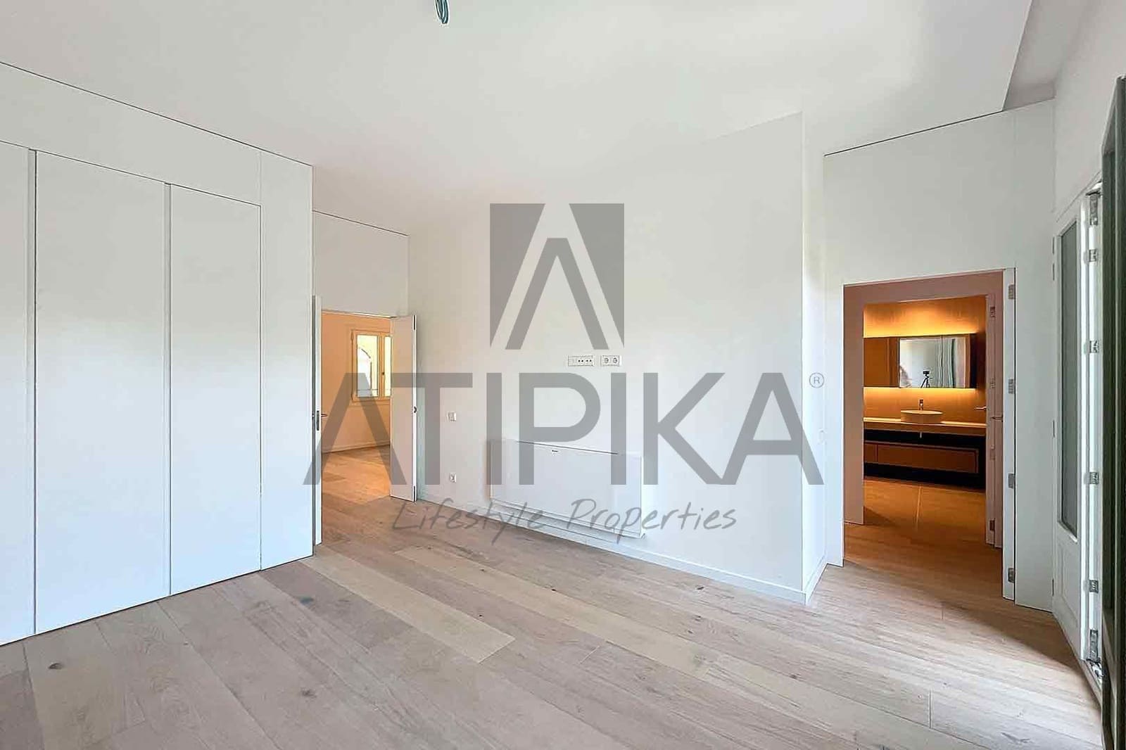 3 soveværelse Penthouse til salg i Barcelona by - € 4.800.000 (Ref: 8404496)