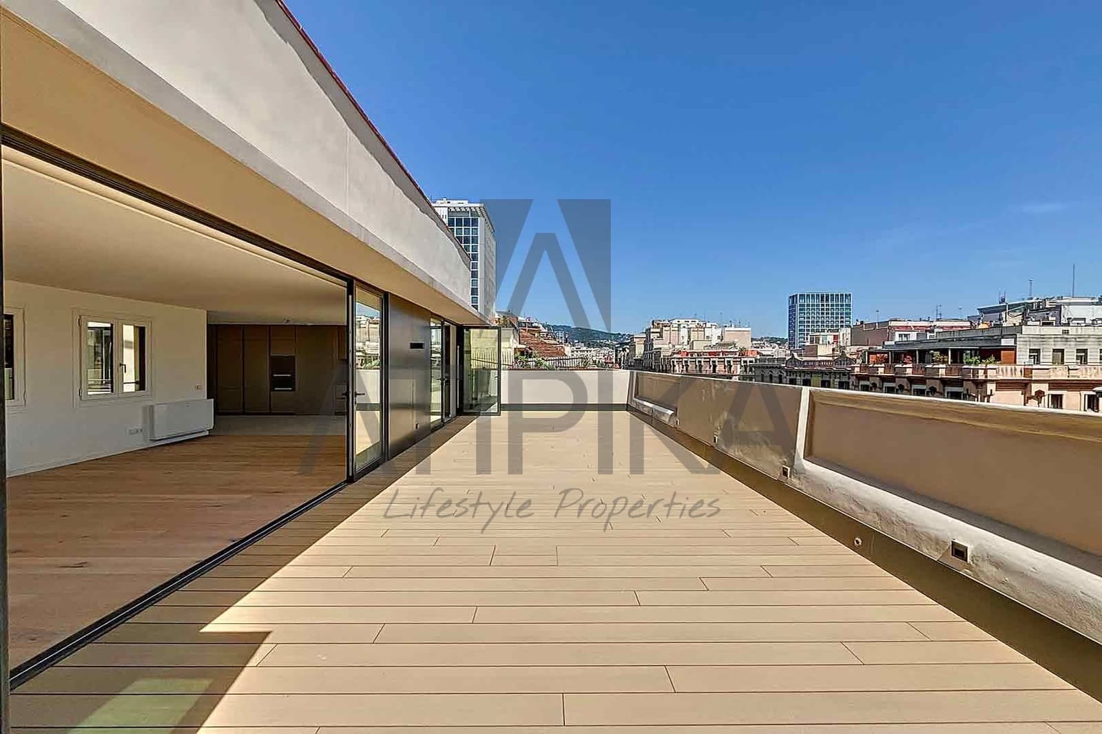 3 soveværelse Penthouse til salg i Barcelona by - € 4.800.000 (Ref: 8404496)