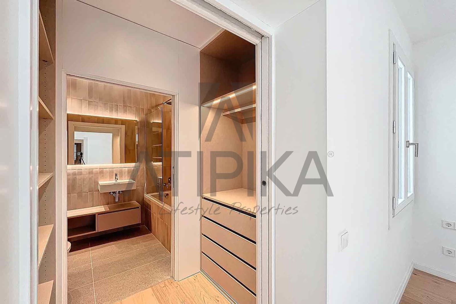 3 soveværelse Penthouse til salg i Barcelona by - € 4.800.000 (Ref: 8404496)