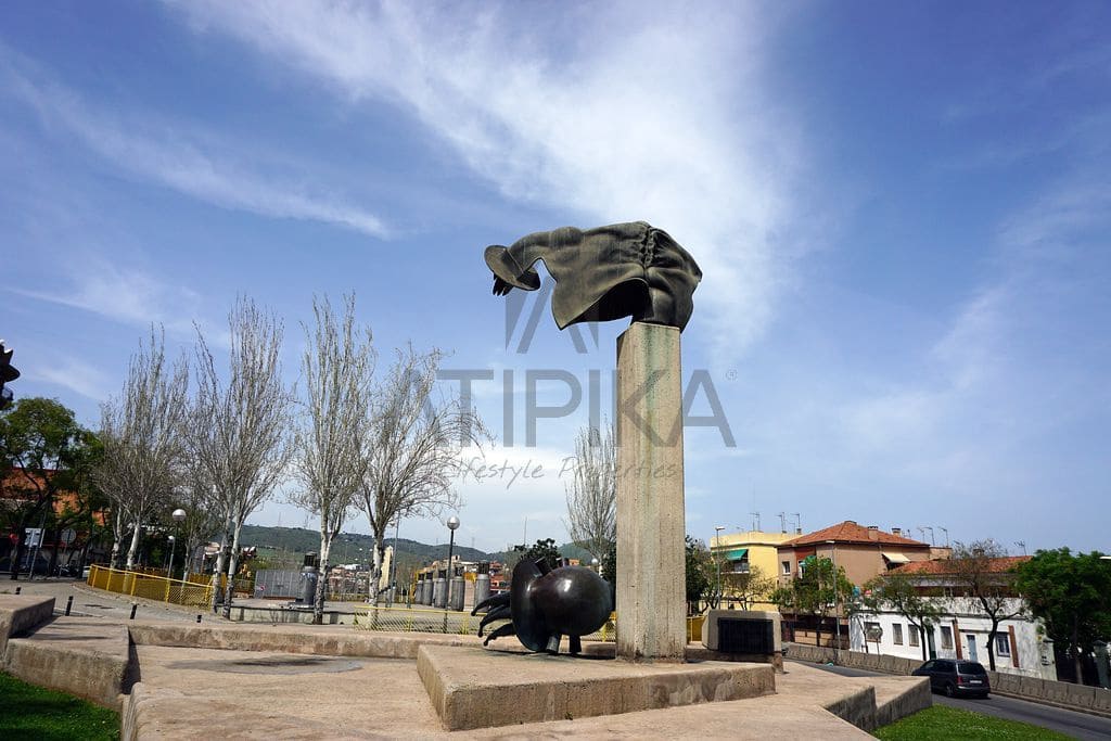 3 bedroom Apartment for sale in Barcelona city with pool - € 660,000 (Ref: 8406753)