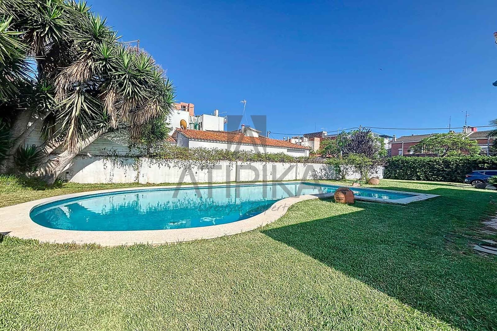 2 soverom Villa til salgs i Castelldefels med svømmebasseng - € 1 297 000 (Ref: 8414916)