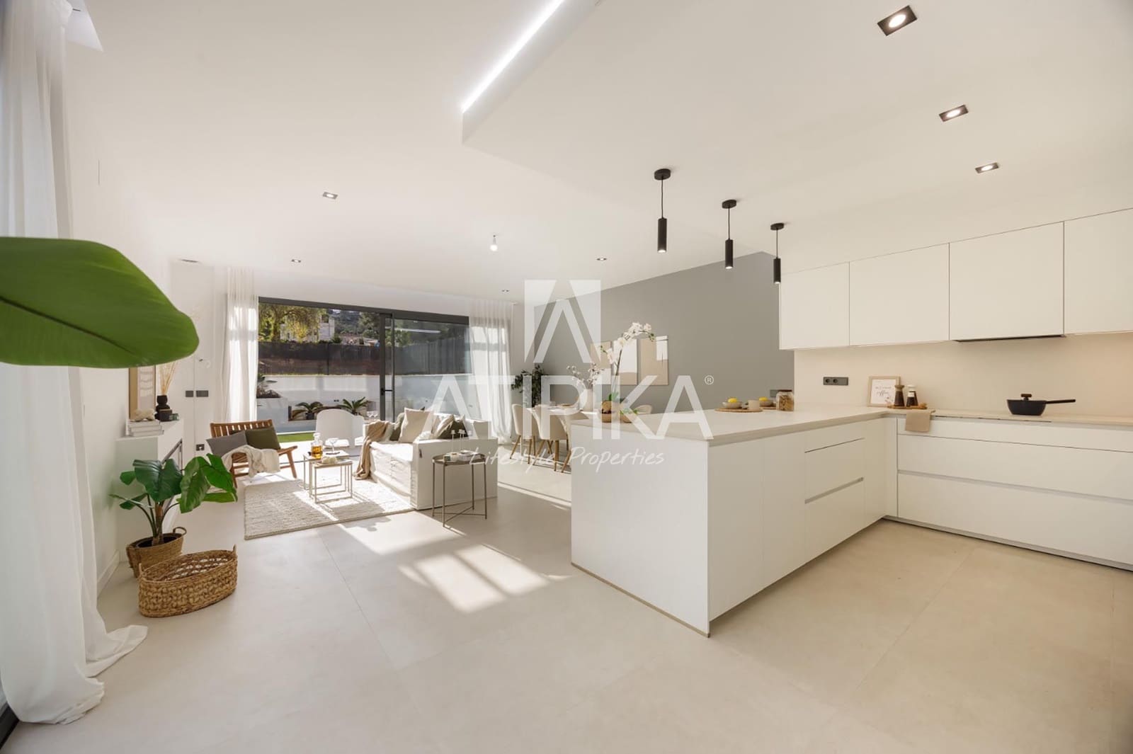 5 sovrum Villa till salu i Sant Pere de Ribes med pool - 775 000 € (Ref: 8414919)