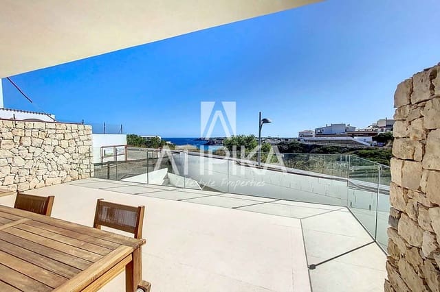 2 soverom Penthouse til salgs i Arenal d'en Castell, Es Mercadal med svømmebasseng - € 700 000 (Ref: 8417073)