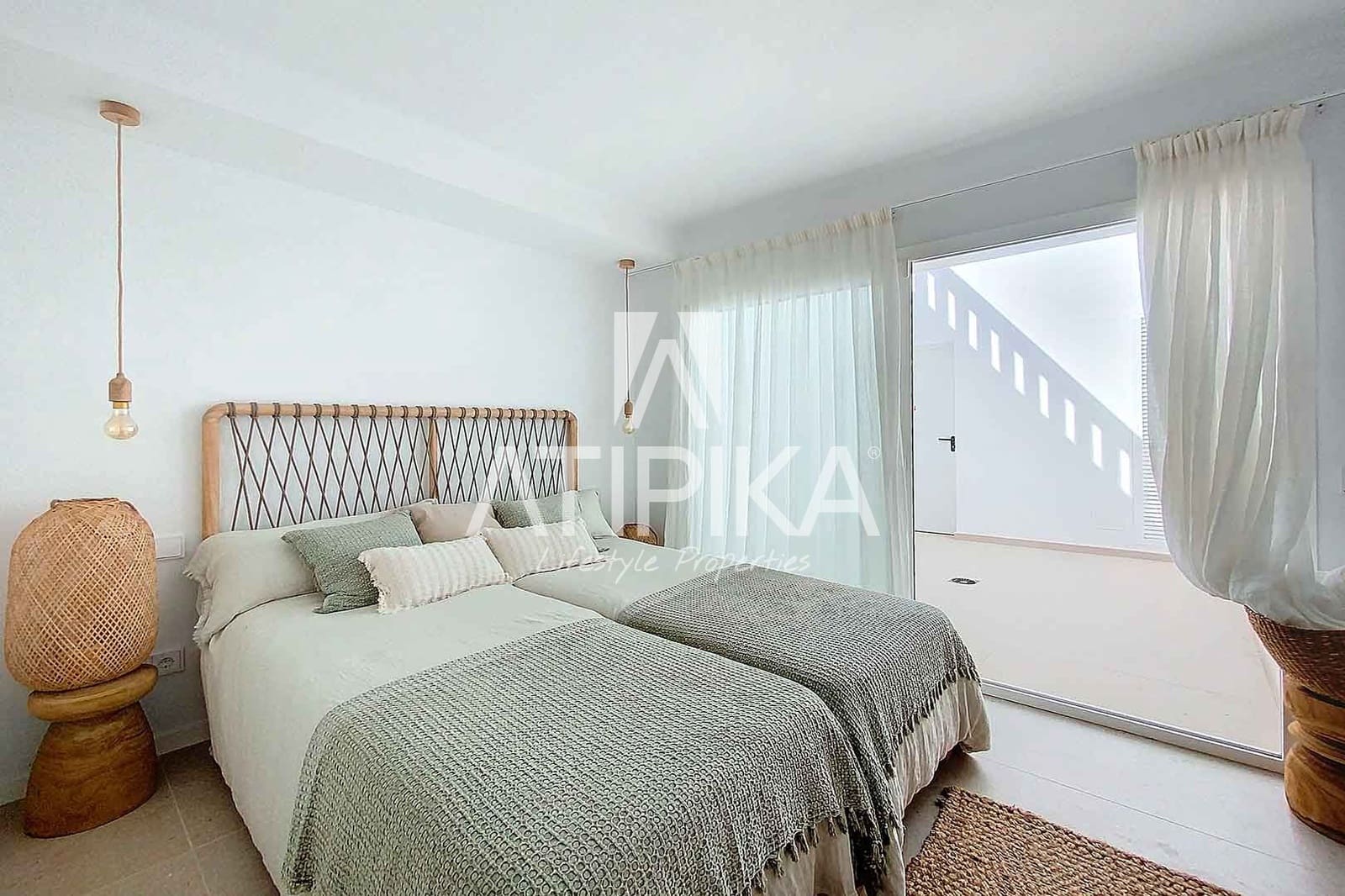 2 quarto Penthouse para venda em Arenal d'en Castell com piscina - 700 000 € (Ref: 8417073)