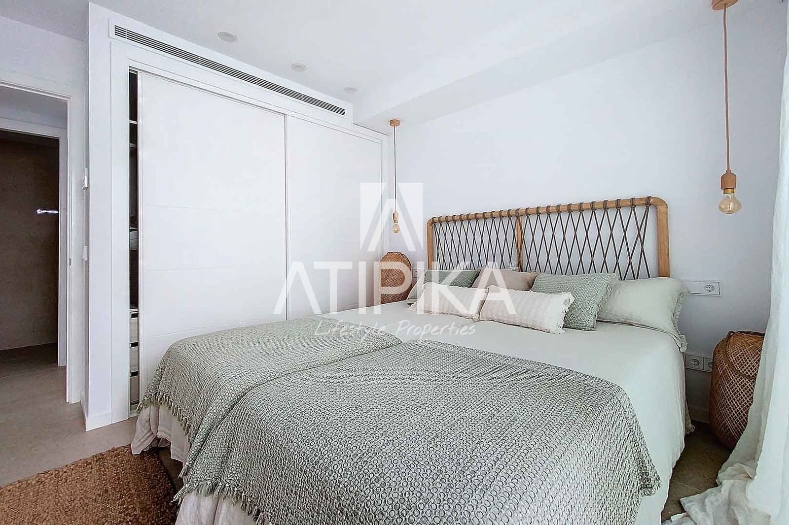 2 quarto Penthouse para venda em Arenal d'en Castell com piscina - 700 000 € (Ref: 8417073)