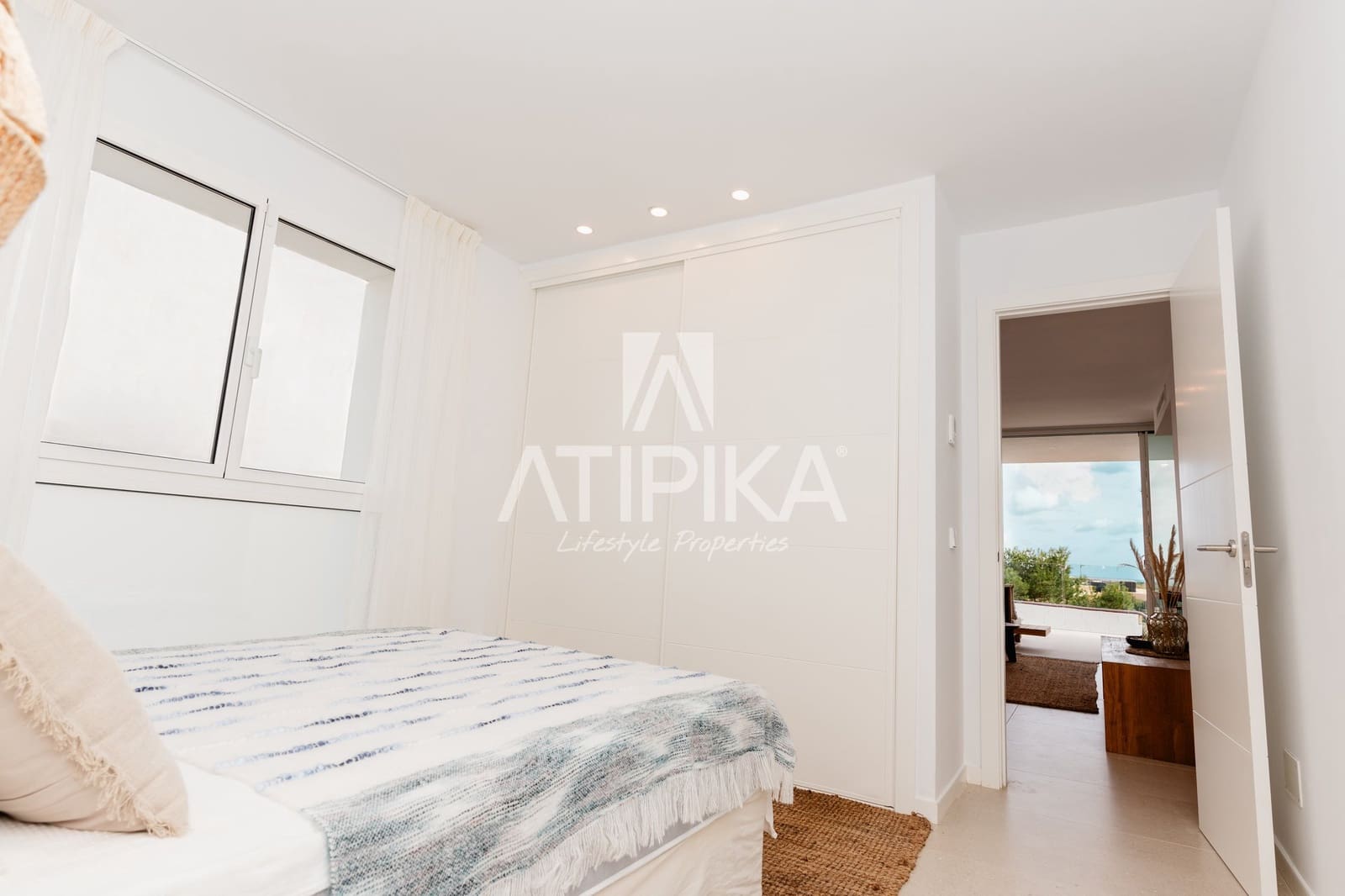2 bedroom Penthouse for sale in Arenal d'en Castell with pool - € 729,000 (Ref: 8417073)