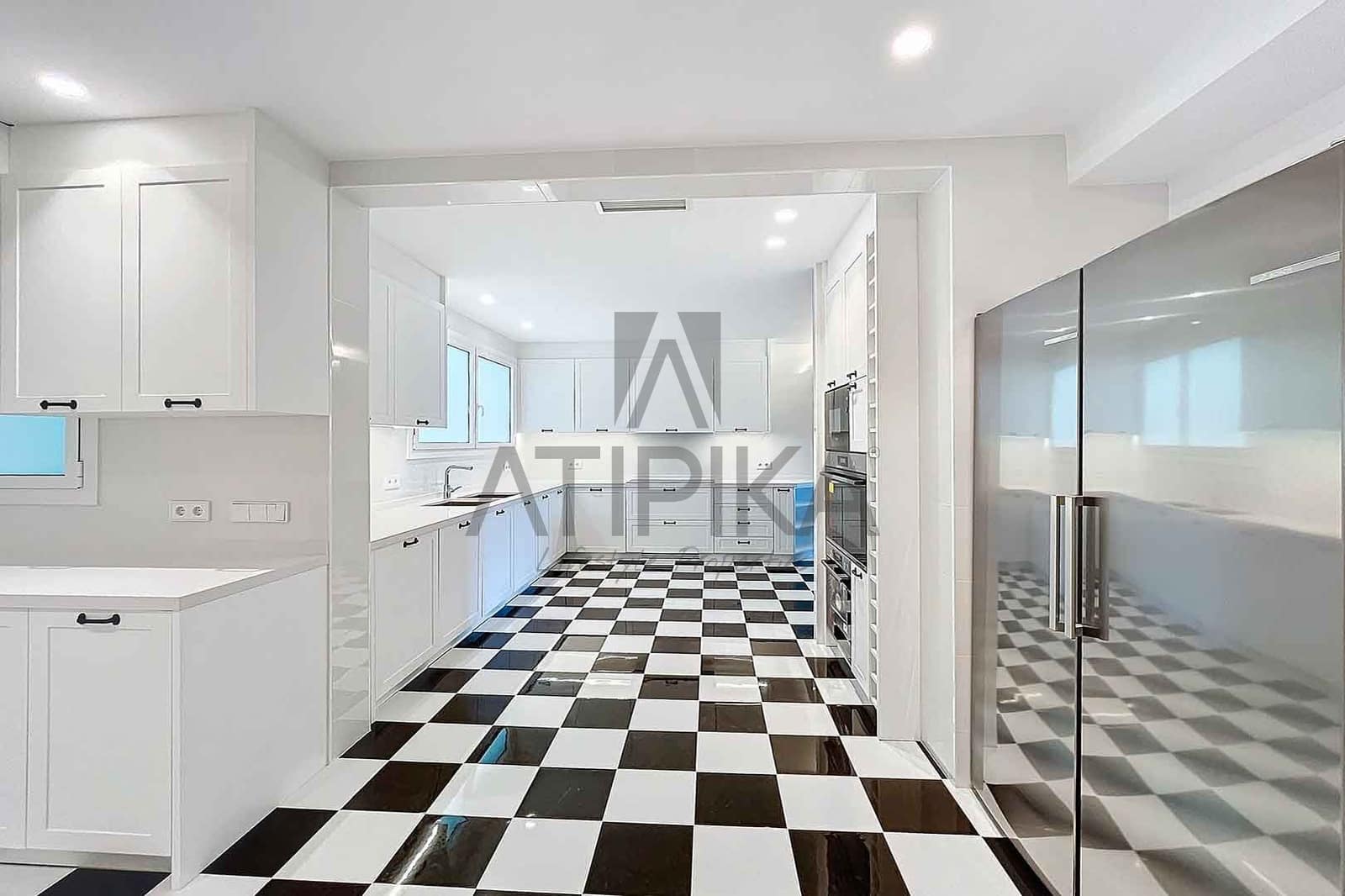 6 bedroom Apartment for sale in Barcelona city - € 5,500,000 (Ref: 8417079)