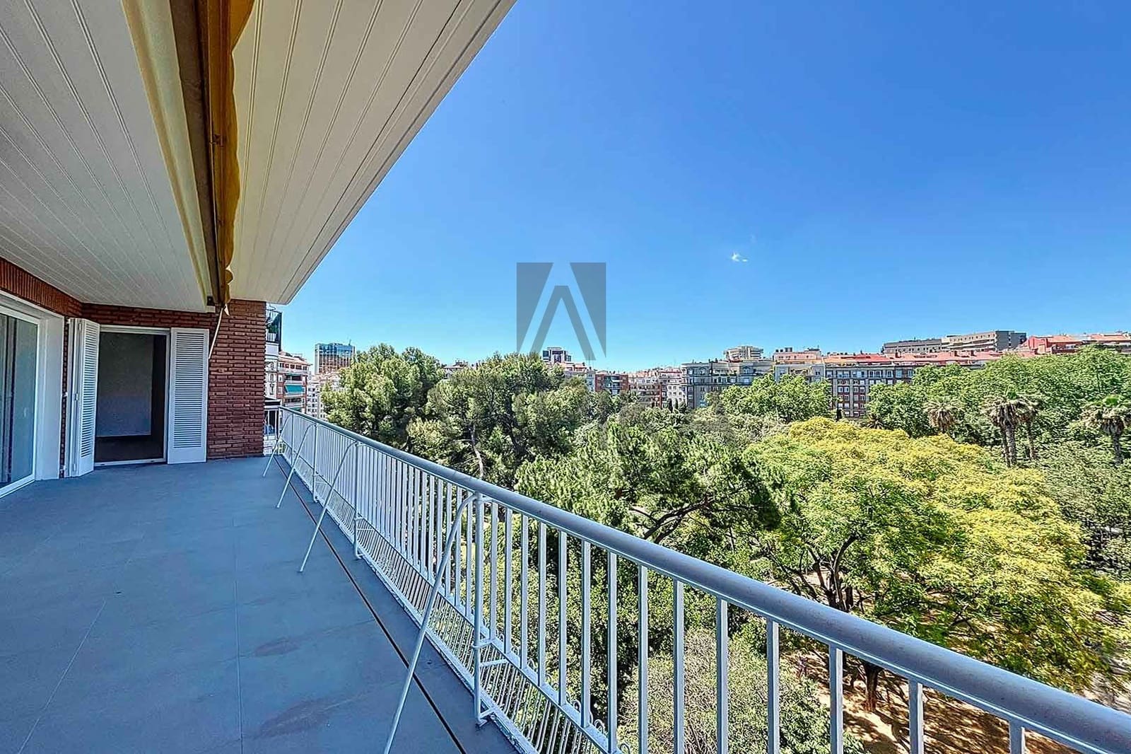 6 bedroom Apartment for sale in Barcelona city - € 5,500,000 (Ref: 8417079)