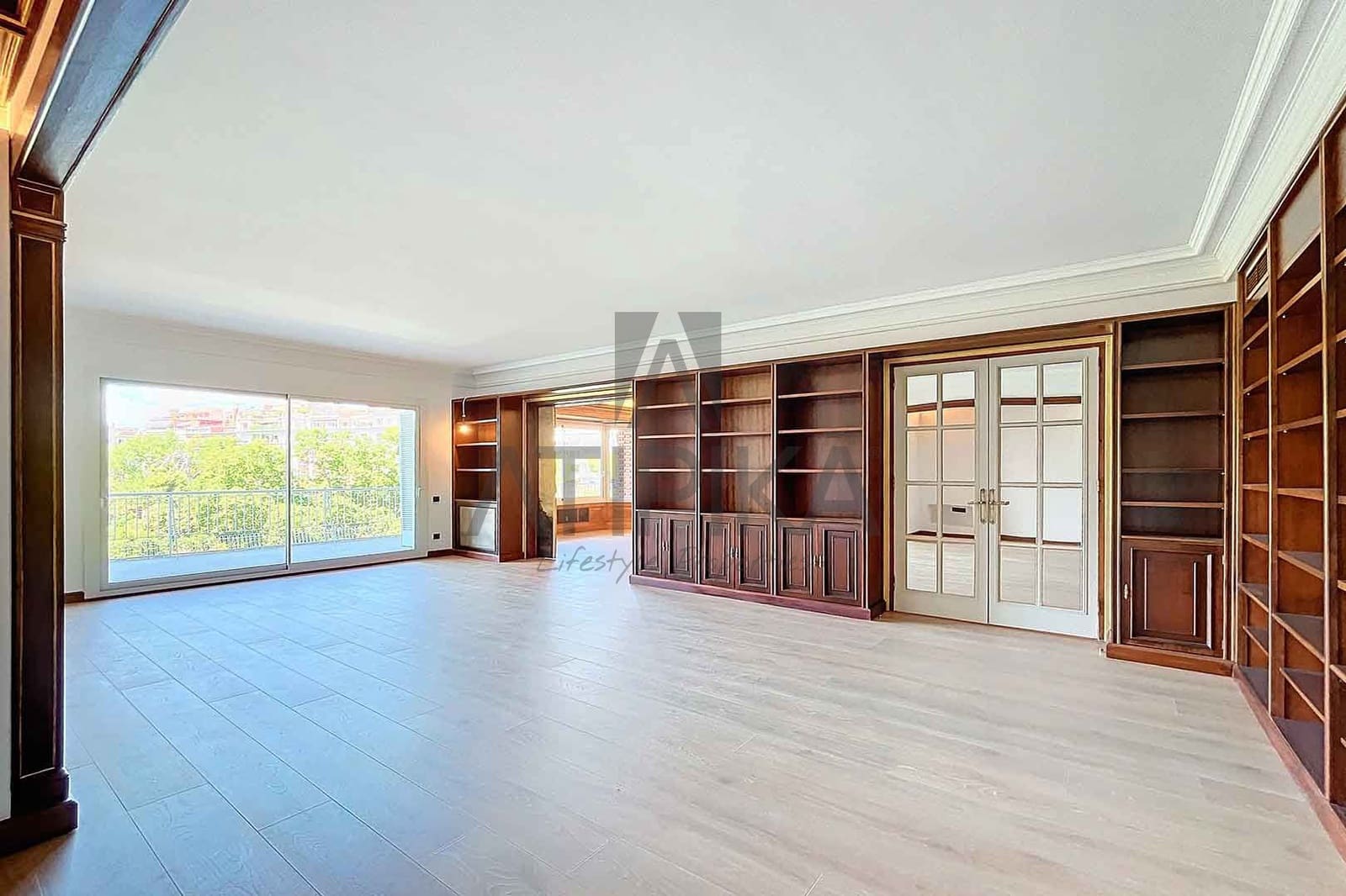 6 bedroom Apartment for sale in Barcelona city - € 5,500,000 (Ref: 8417079)