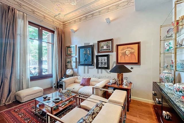 5 bedroom Villa for sale in Arenys de Mar - € 1,290,000 (Ref: 8428280)