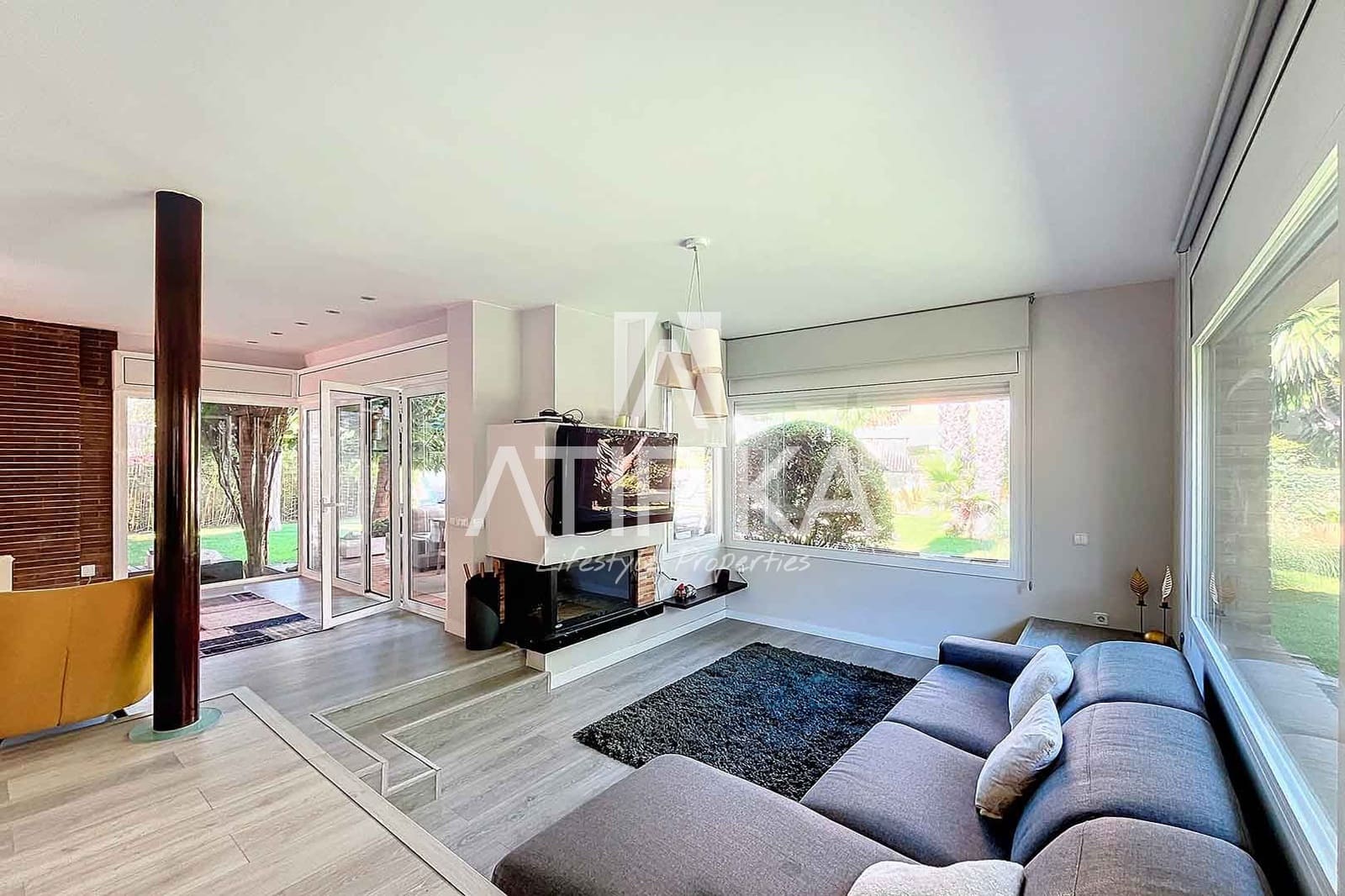 7 soveværelse Villa til leje i Castelldefels med swimmingpool - € 7.000 (Ref: 8440125)