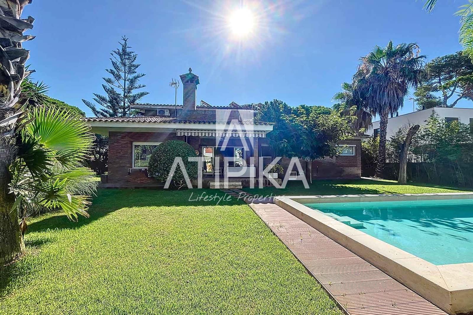 7 soveværelse Villa til leje i Castelldefels med swimmingpool - € 7.000 (Ref: 8440125)