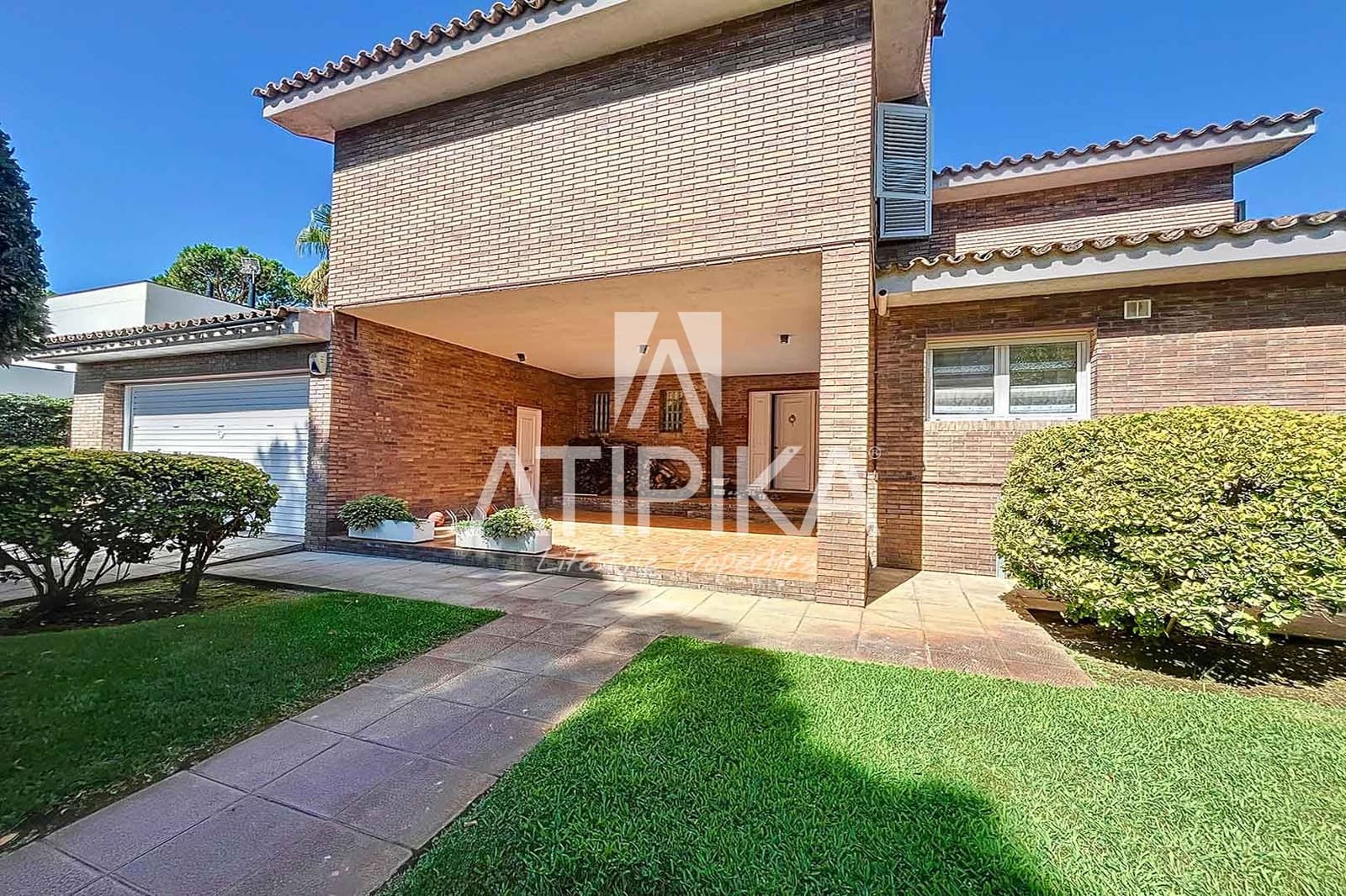 7 soveværelse Villa til leje i Castelldefels med swimmingpool - € 7.000 (Ref: 8440125)