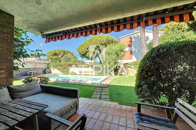 7 bedroom Villa for rent in Castelldefels with pool - € 7,000 (Ref: 8440125)