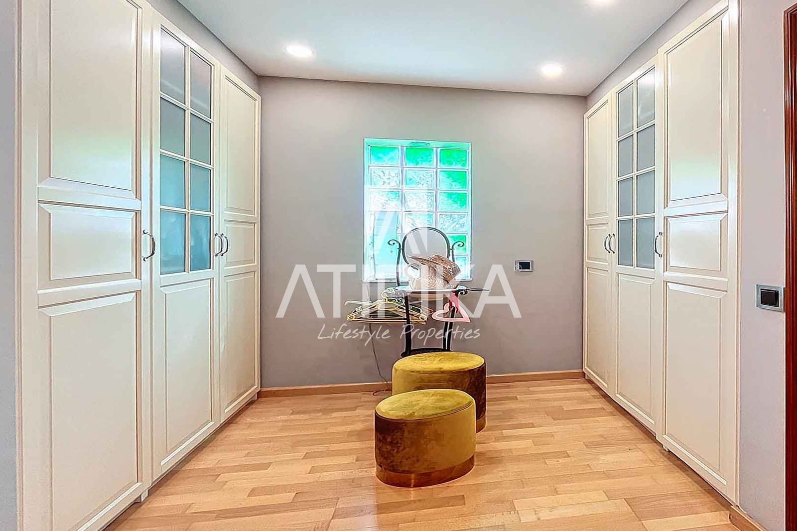 8 soveværelse Villa til salg i Castelldefels med swimmingpool - € 1.445.000 (Ref: 8441487)