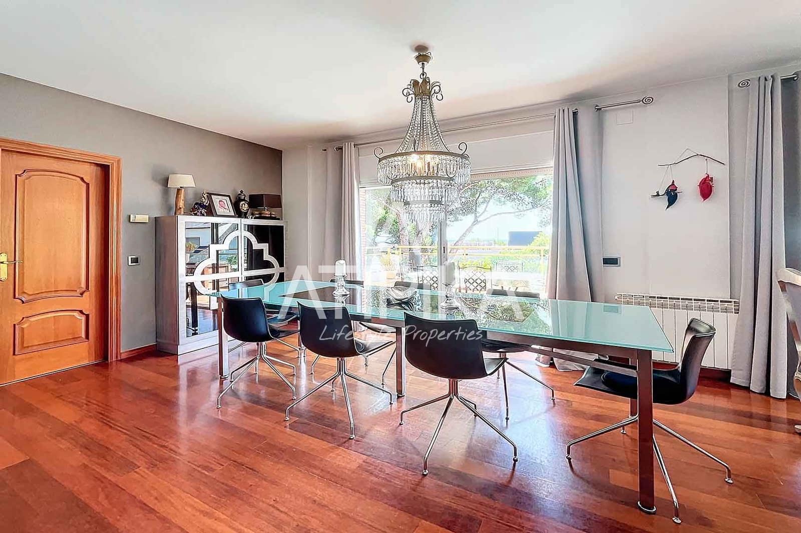 8 soveværelse Villa til salg i Castelldefels med swimmingpool - € 1.445.000 (Ref: 8441487)