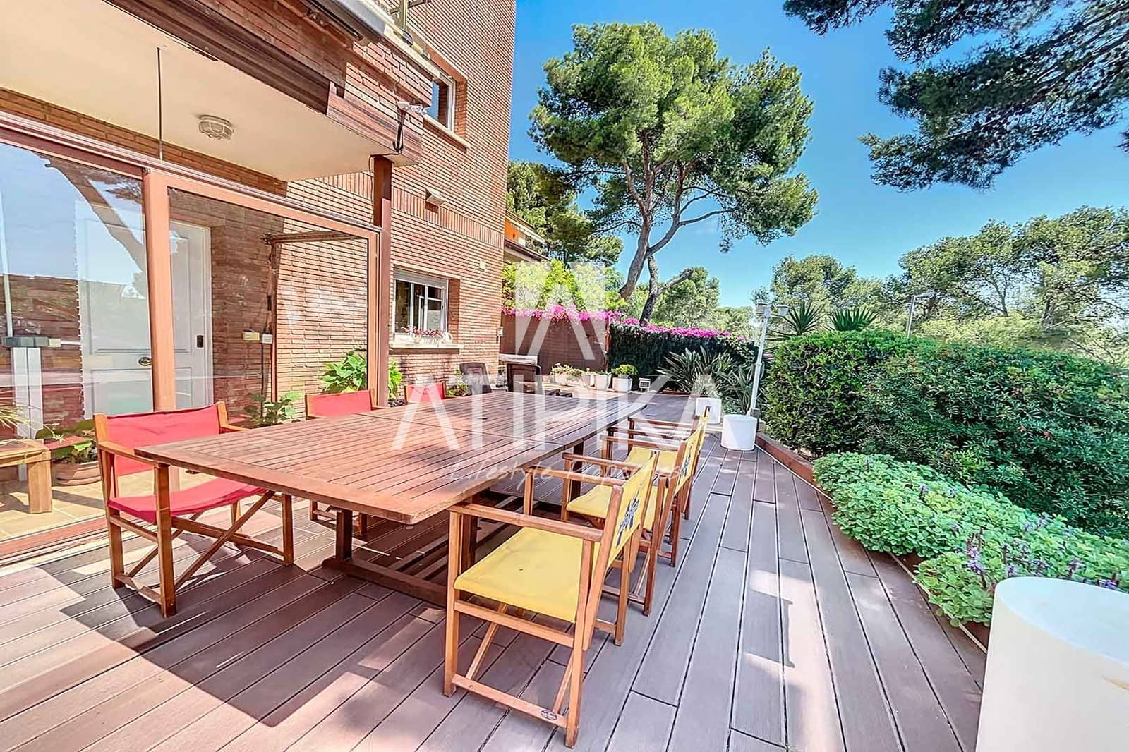 8 soveværelse Villa til salg i Castelldefels med swimmingpool - € 1.445.000 (Ref: 8441487)