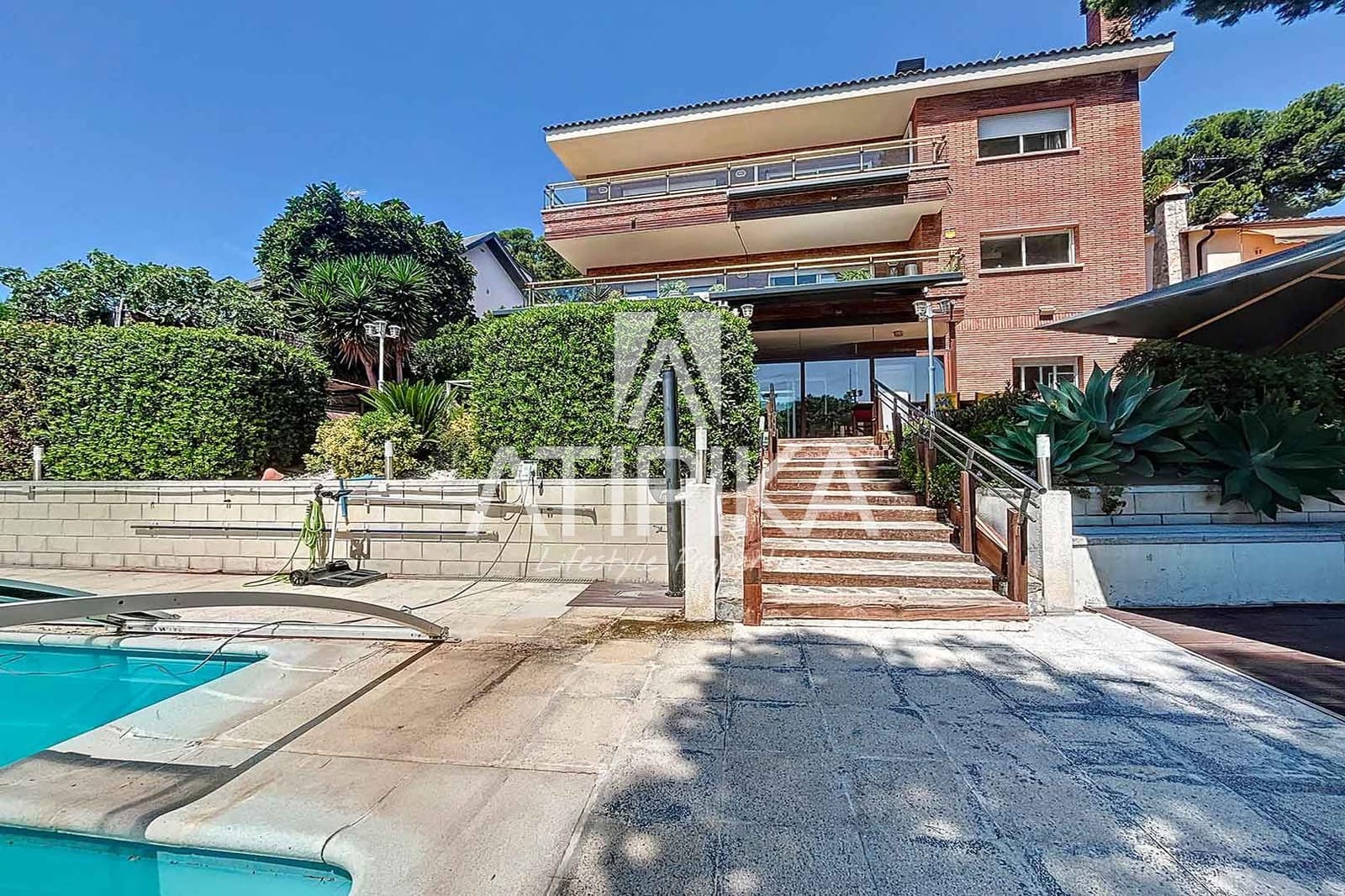 8 soveværelse Villa til salg i Castelldefels med swimmingpool - € 1.445.000 (Ref: 8441487)