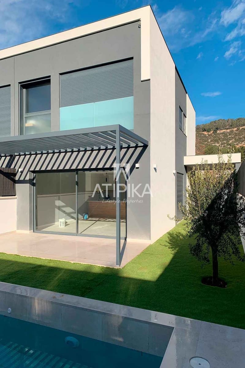 5 soveværelse Villa til salg i Sant Pere de Ribes med swimmingpool - € 775.000 (Ref: 8441488)