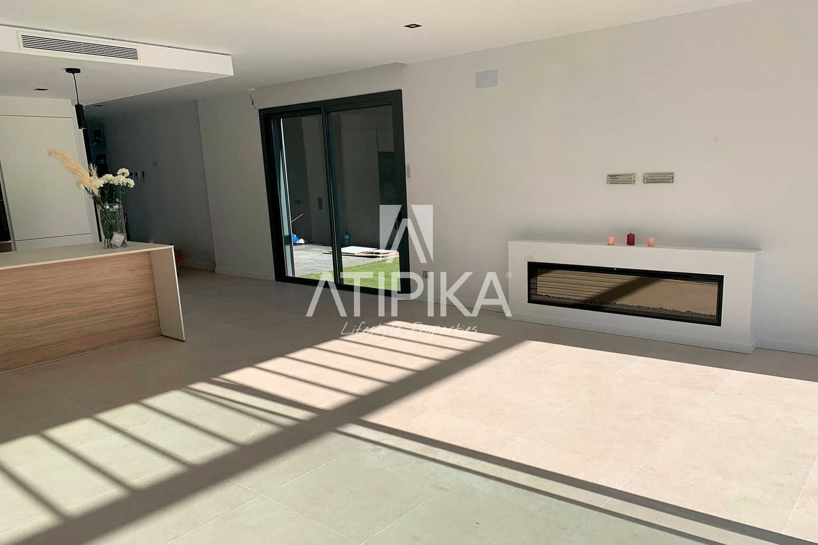 5 soveværelse Villa til salg i Sant Pere de Ribes med swimmingpool - € 775.000 (Ref: 8441488)