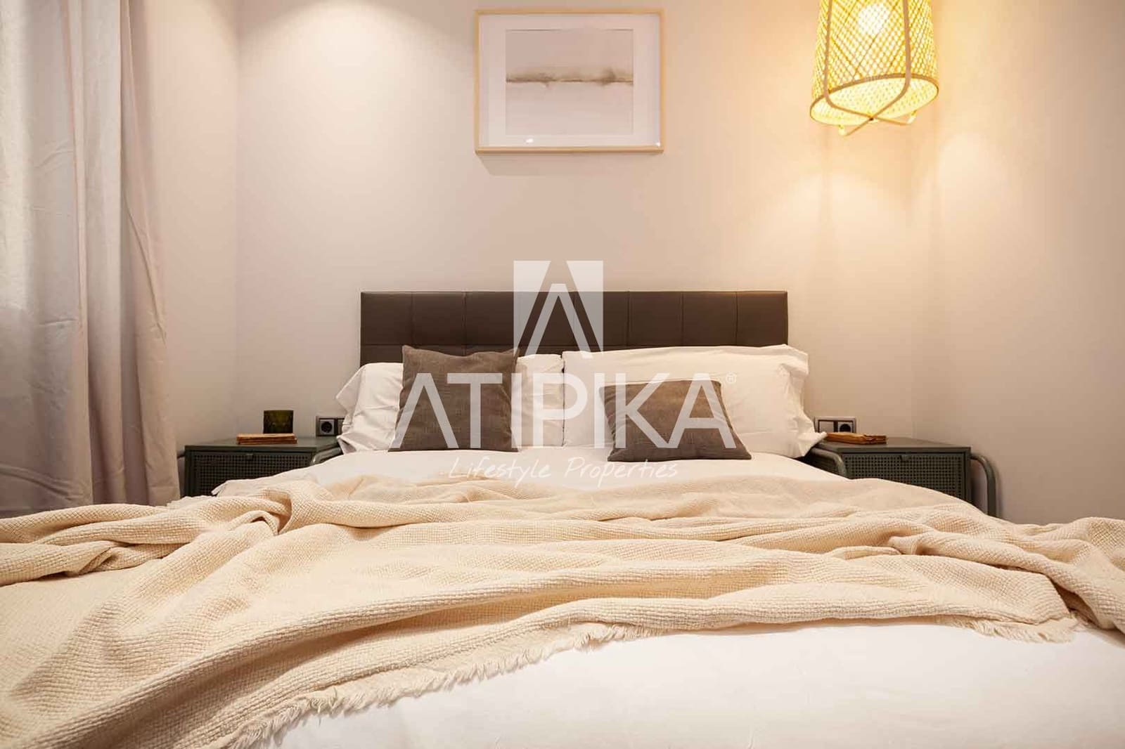 3 bedroom Apartment for sale in Barcelona city - € 1,200,000 (Ref: 8445157)