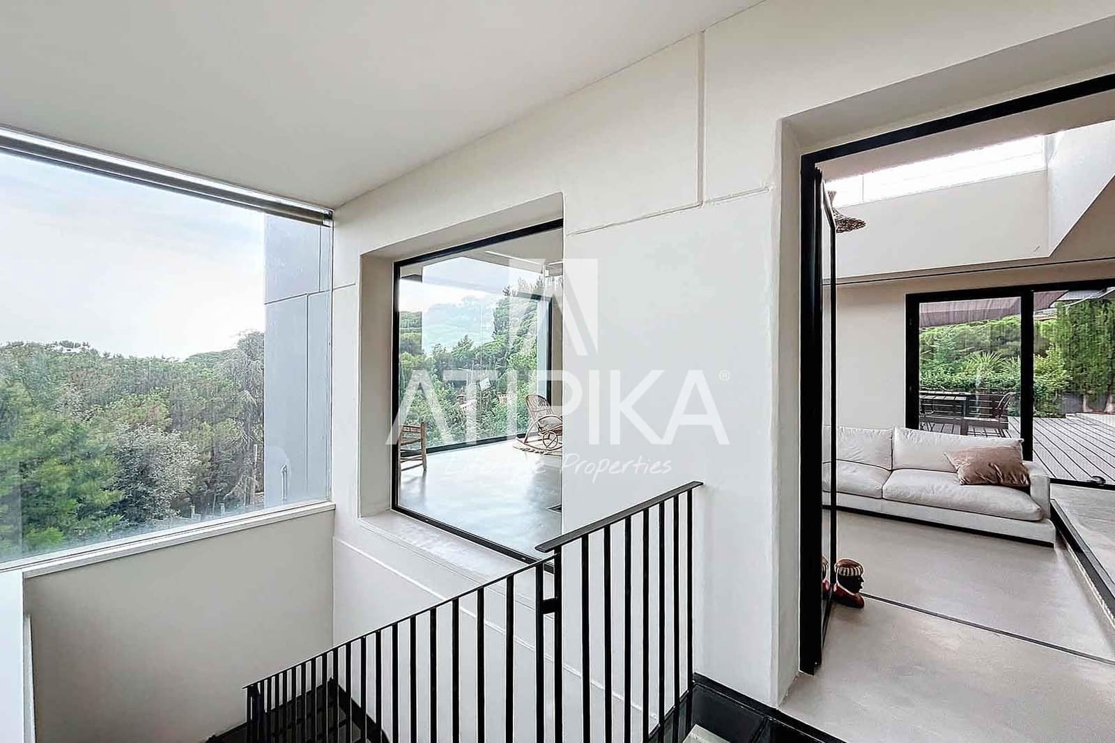 4 soveværelse Villa til salg i Premia de Dalt med swimmingpool - € 1.680.000 (Ref: 8463218)