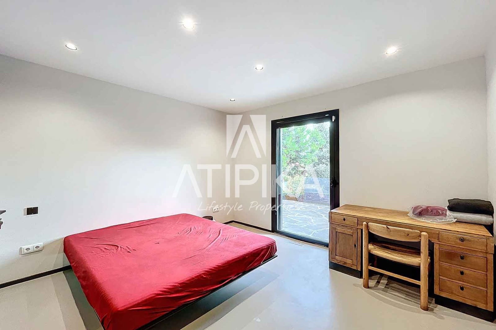 4 soveværelse Villa til salg i Premia de Dalt med swimmingpool - € 1.680.000 (Ref: 8463218)