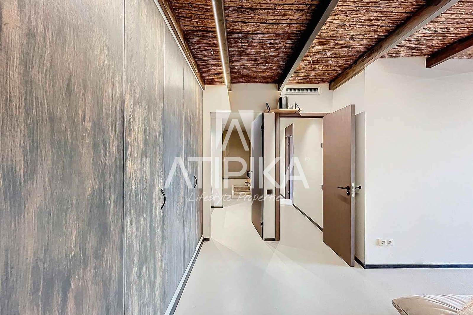 4 soveværelse Villa til salg i Premia de Dalt med swimmingpool - € 1.680.000 (Ref: 8463218)