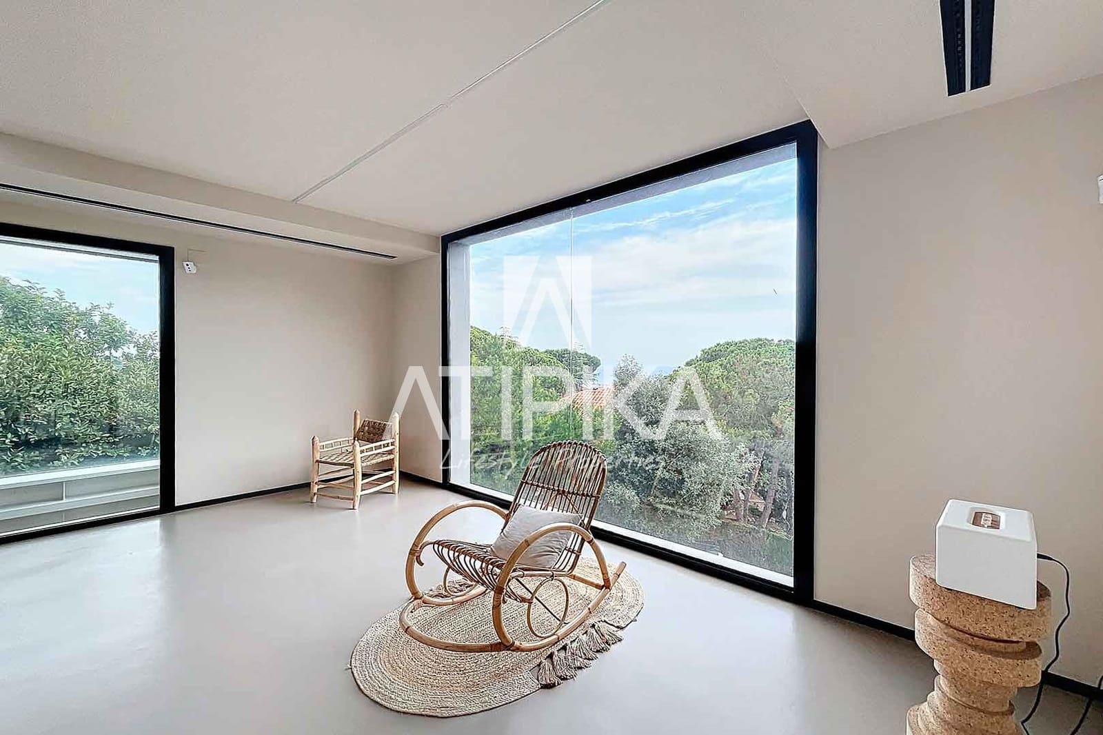 4 soveværelse Villa til salg i Premia de Dalt med swimmingpool - € 1.680.000 (Ref: 8463218)