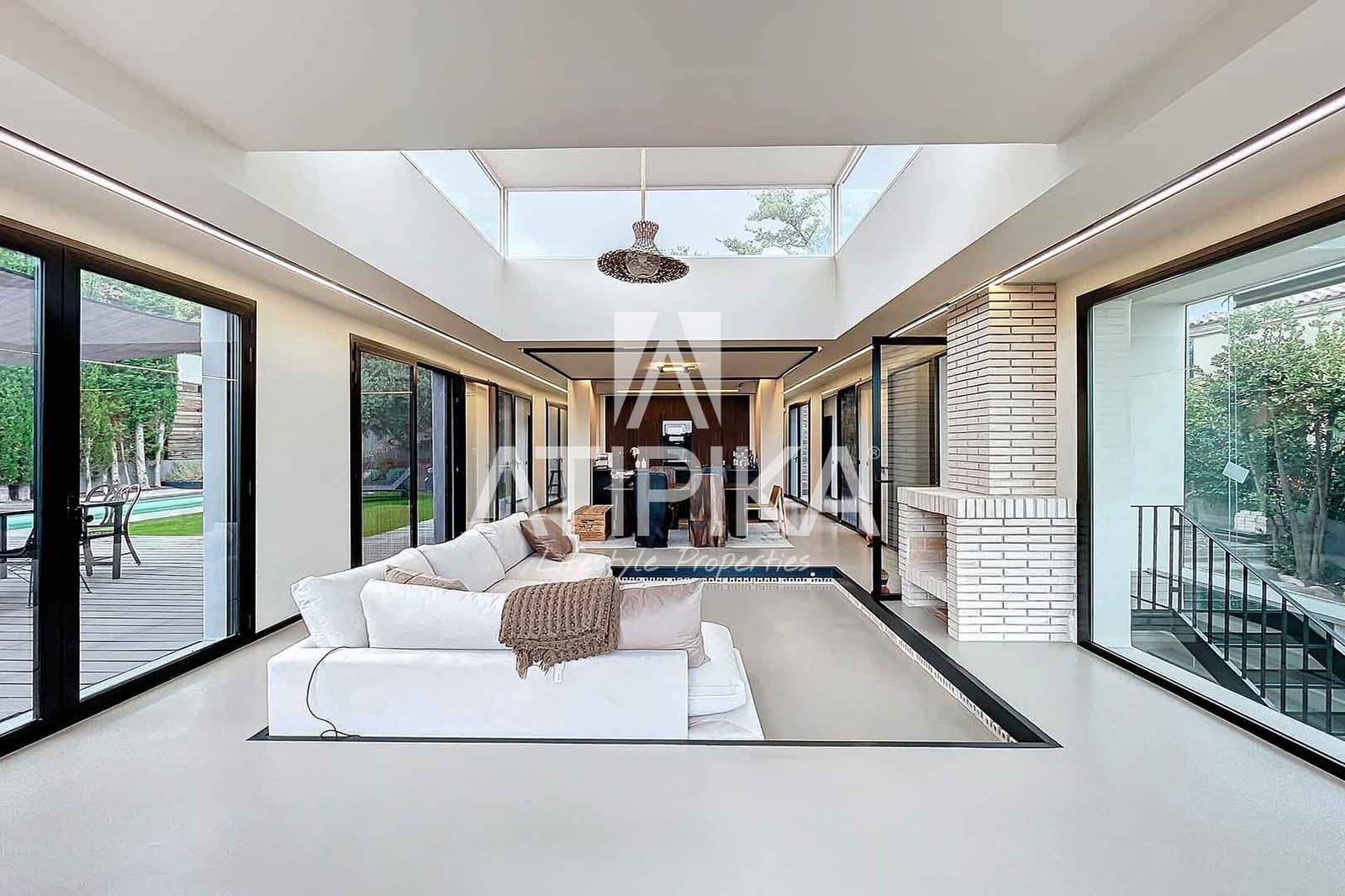 4 soveværelse Villa til salg i Premia de Dalt med swimmingpool - € 1.680.000 (Ref: 8463218)