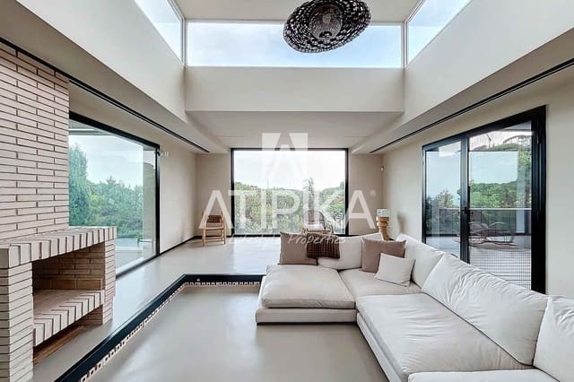 Chalet de 4 habitaciones en Premià de Dalt en venta con piscina - 1.680.000 € (Ref: 8463218)