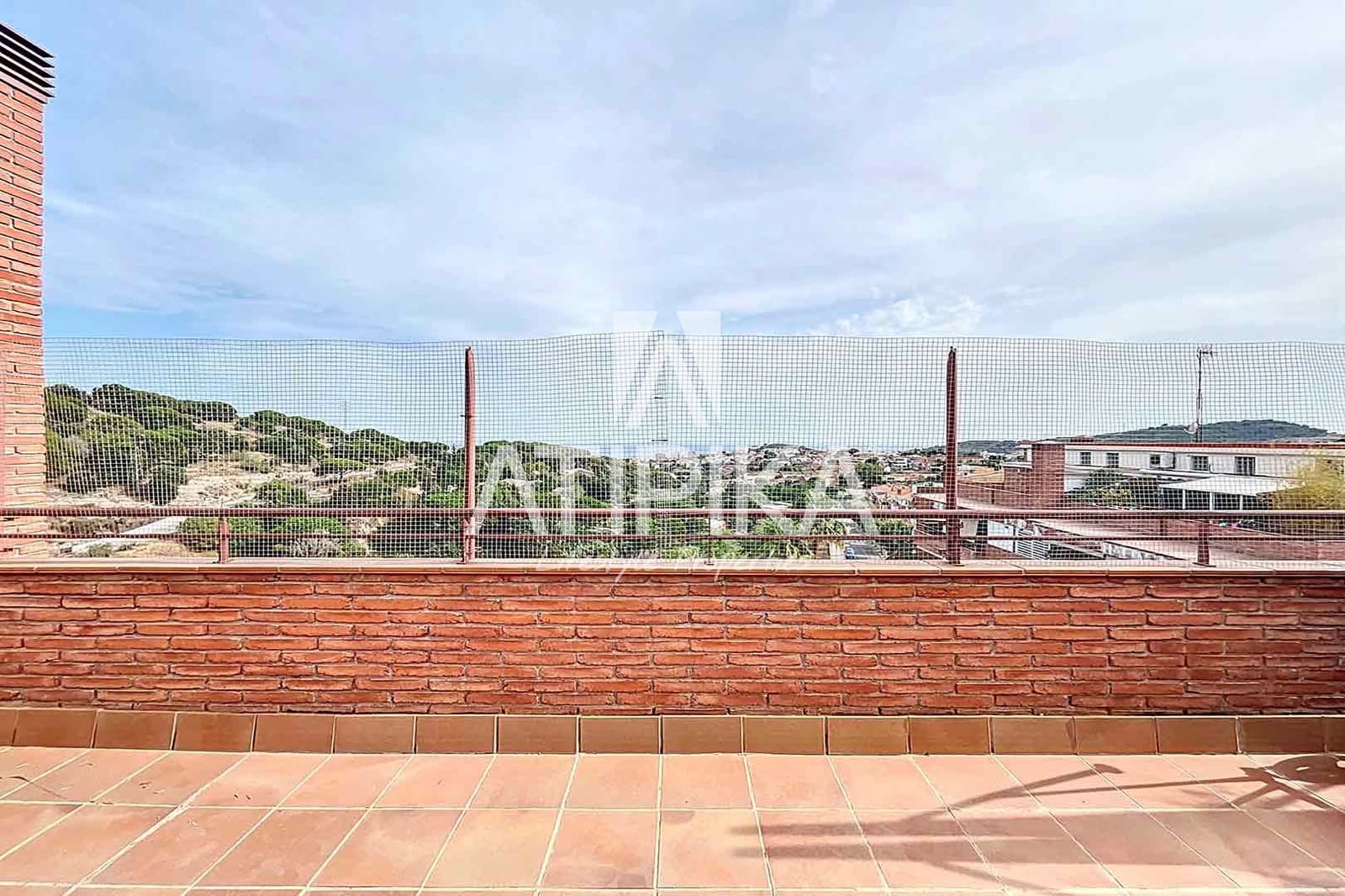 5 bedroom Apartment for sale in Tiana with pool - € 660,000 (Ref: 8478908)