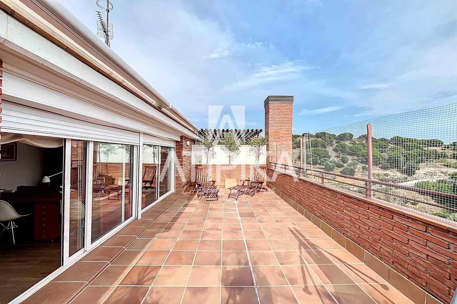 5 bedroom Apartment for sale in Tiana with pool - € 660,000 (Ref: 8478908)