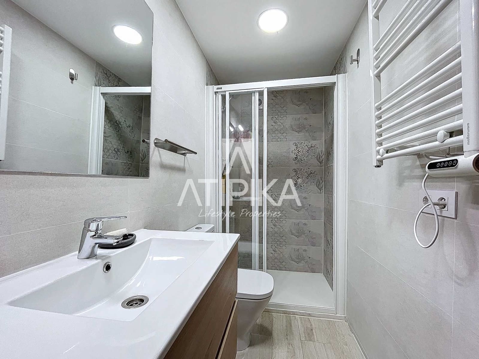 4 sovrum Villa till salu i Sitges - 550 000 € (Ref: 8484351)