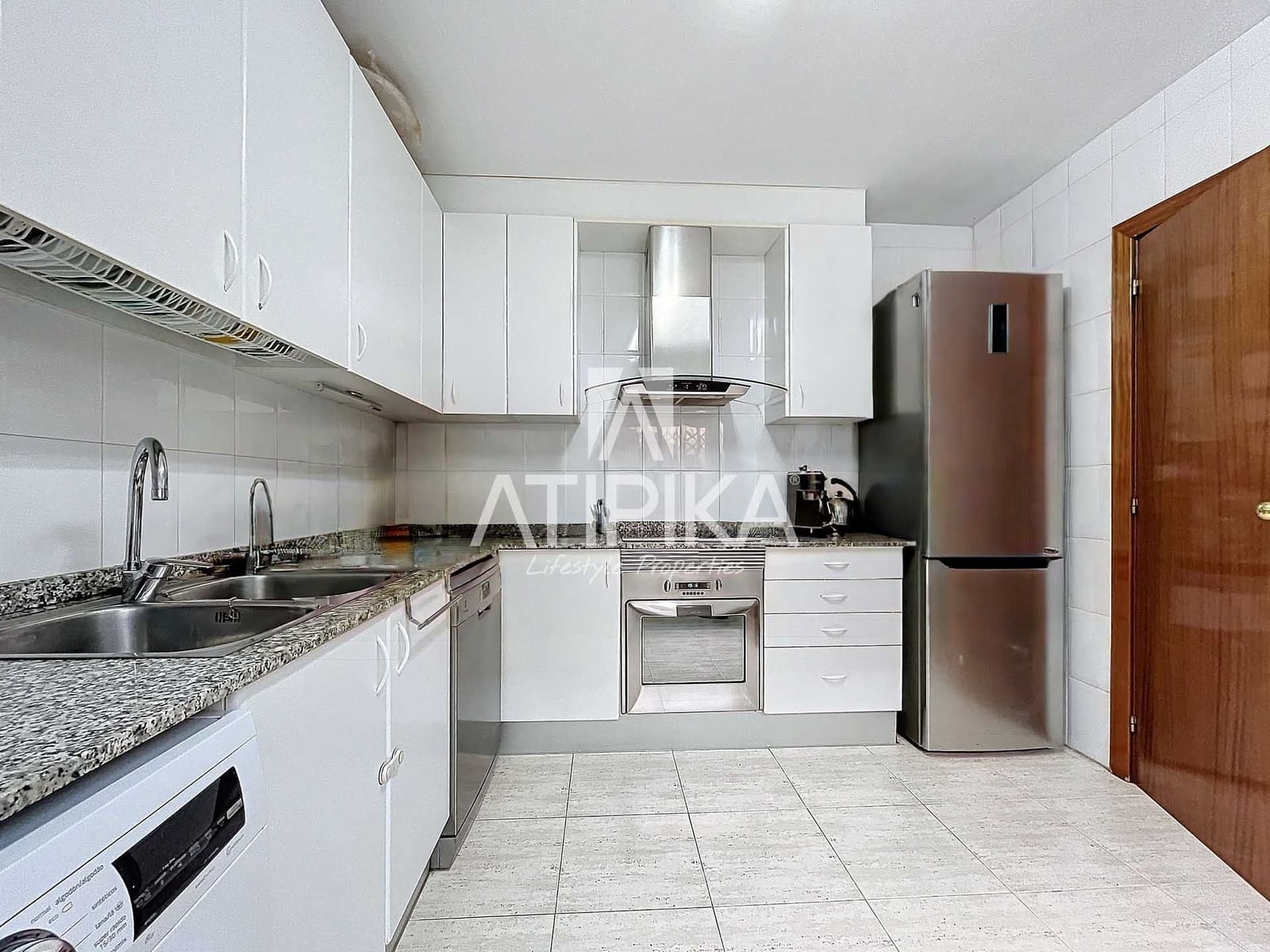 4 sovrum Villa till salu i Sitges - 550 000 € (Ref: 8484351)