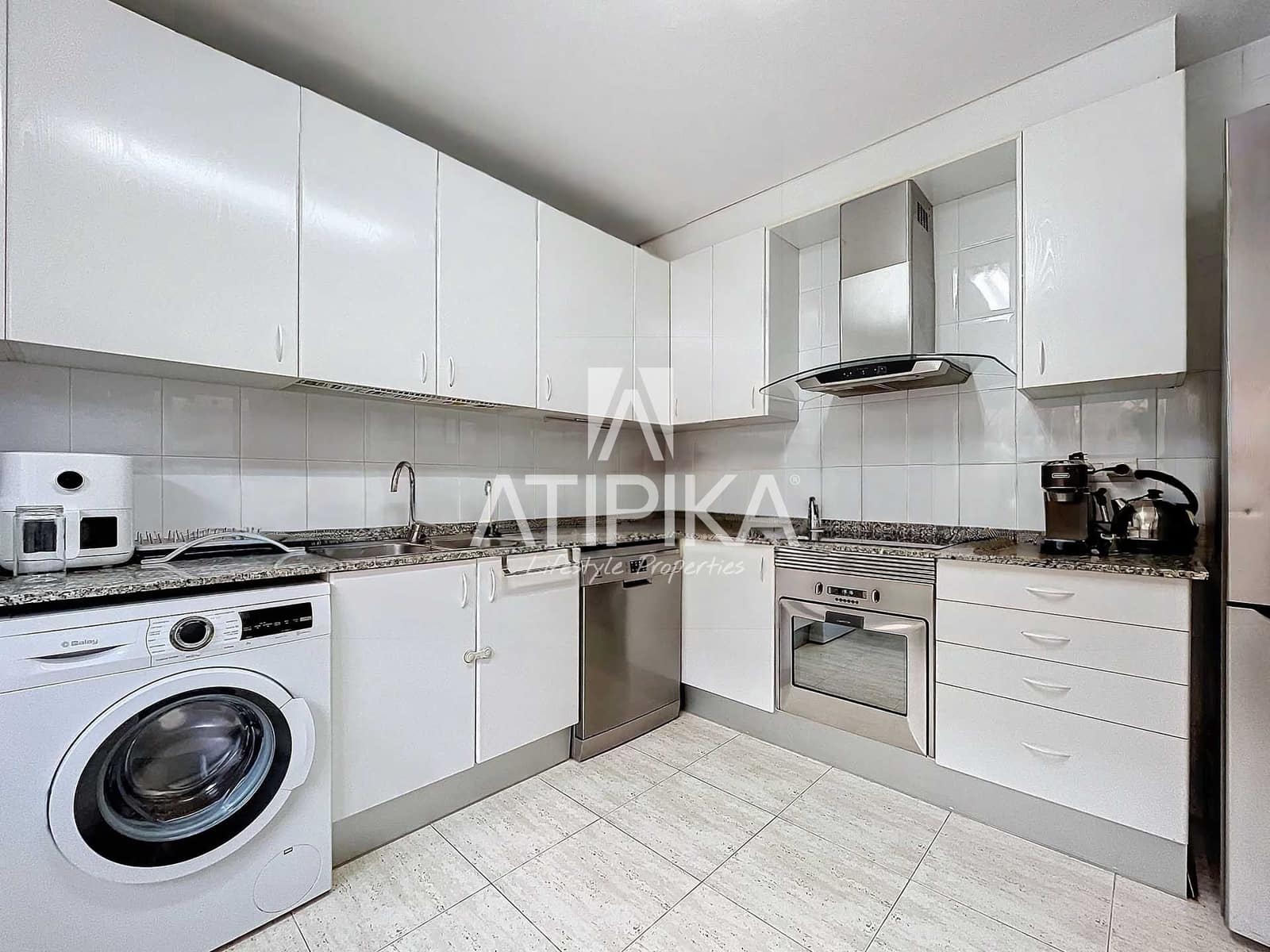 4 sovrum Villa till salu i Sitges - 550 000 € (Ref: 8484351)