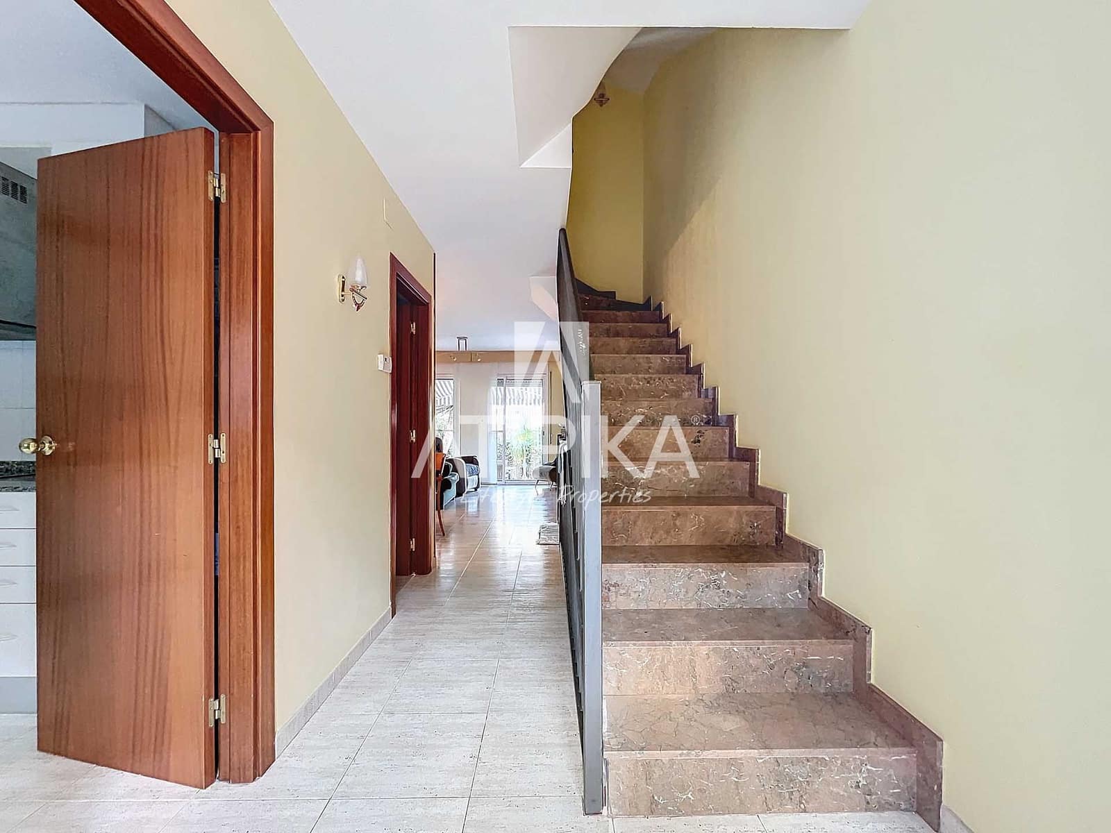 4 sovrum Villa till salu i Sitges - 550 000 € (Ref: 8484351)